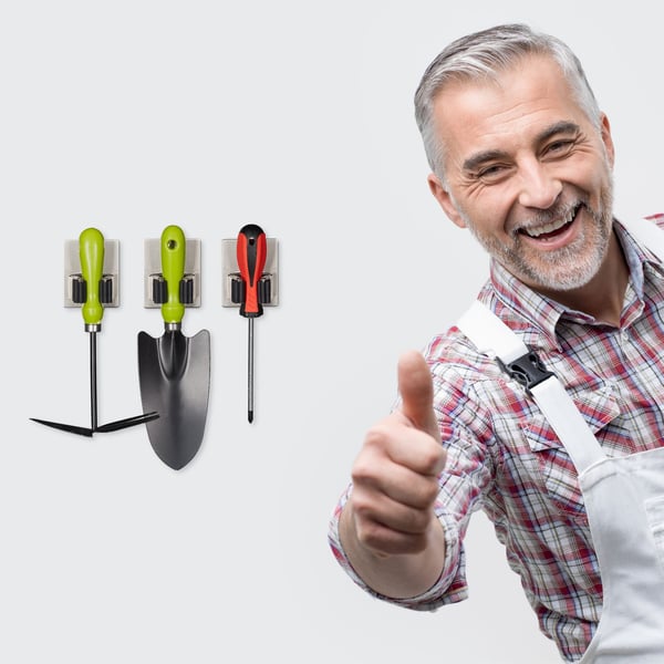 Seinälle asennettava laiteteline, 8x6,5x4 cm, hopea, musta, Kodustaar
