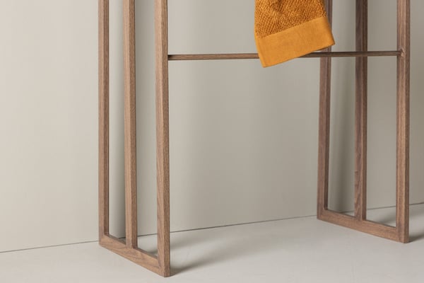 Vaatenaulakko, Drammen, 30x76 cm, Mocca