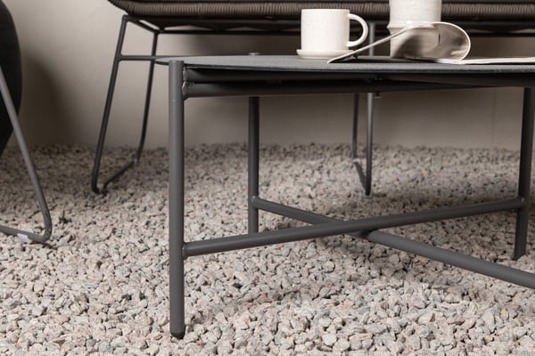 Oleskeluryhmä, Davao, Sohva: 73x133x73 cm, Pöytä: 70x40 cm, Tuoli: 73x70x73 cm, Tummanharmaa