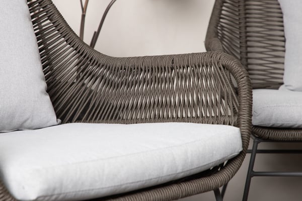 Oleskeluryhmä, Davao, Sohva: 73x133x73 cm, Pöytä: 70x40 cm, Tuoli: 73x70x73 cm, Tummanharmaa