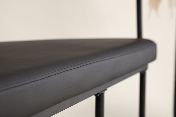 Penkkki, Stallhagen x Josefin Lustig, 165x51 cm, Musta