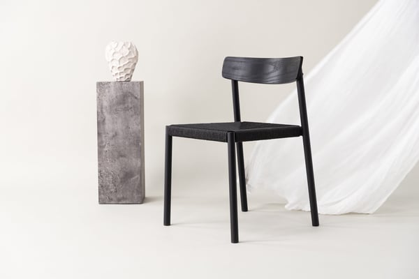 Ruokatuoli, Malmön, 54x51.5x79 cm, Musta