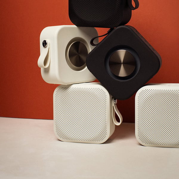 Høyttaler F2 Trådløs 20W IPX7 Hvit