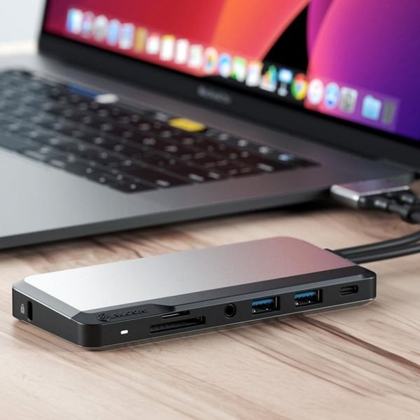 Dobbel USB-C Super Hub 10-i-1 Dobbel HDMI 4K@60Hz Space Grey
