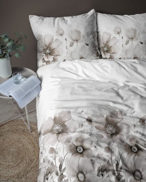 Satinsengetøj 160x200 blomster beige