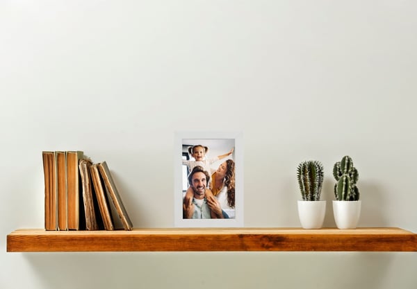 Basis fotoramme 10x15 cm stående og hængende egetræ MDF plexiglas BD art