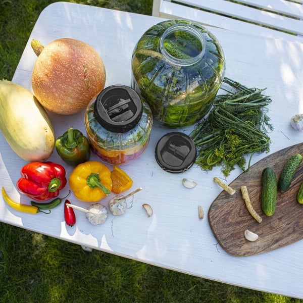 Plastburk med pickles och lock, 3 l