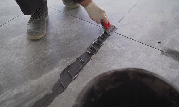 Keramisk fugemasse 1-20 mm 037 grafit 2 kg