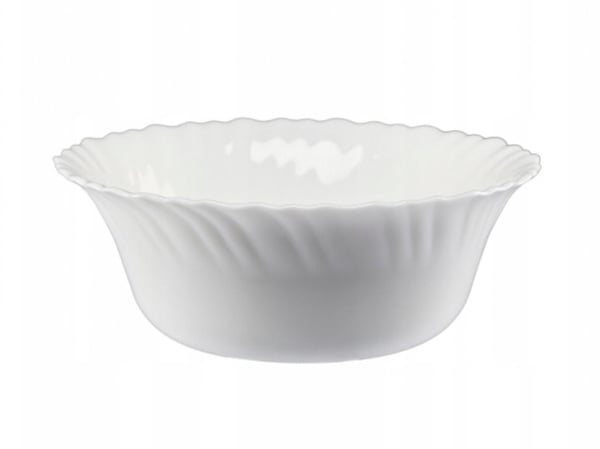 Hvid keramisk skål til supper og snacks 17,5 cm