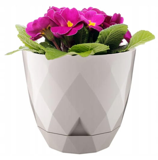 Beige plastik potte 19,5x22 cm med underkop universal