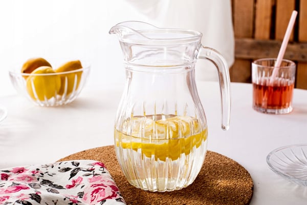 Lasinen kannu kylmiin juomiin 1,2 l Venus