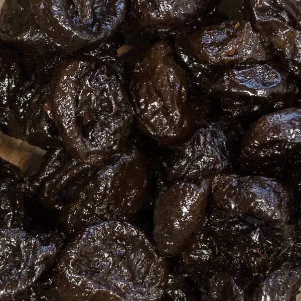 Kuivattuja luumuja 2 x 1 kg