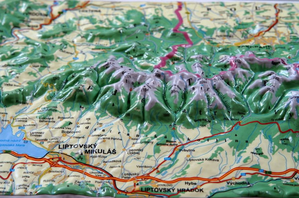 Tatrabjergene. Reliefkort (tredimensionelt).