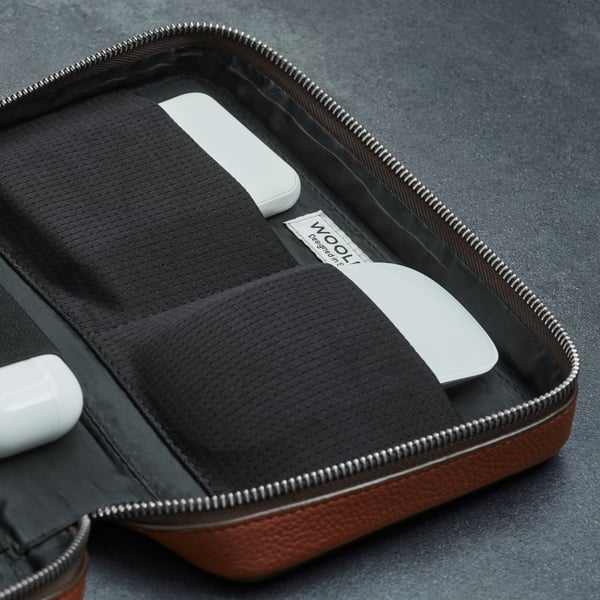 Woolnut Leather Tech Organizer - tilbehørstaske, konjakk