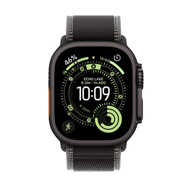 Apple Watch Ultra 3 (GPS + Cellular) 49 mm svart titanboett och svart Trail-armband, M/L