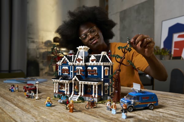 LEGO Icons 11370 Stranger Things: Creel-familjens hus