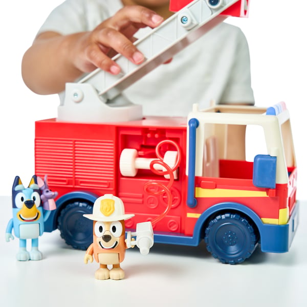 Bluey Brandbil och 3 figurer