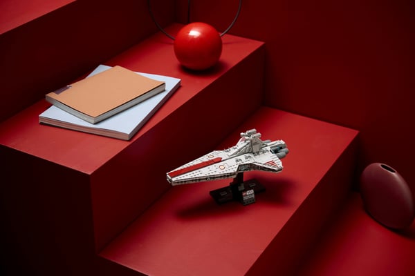 LEGO Star Wars TM 75441 Venator-klass attackkryssare