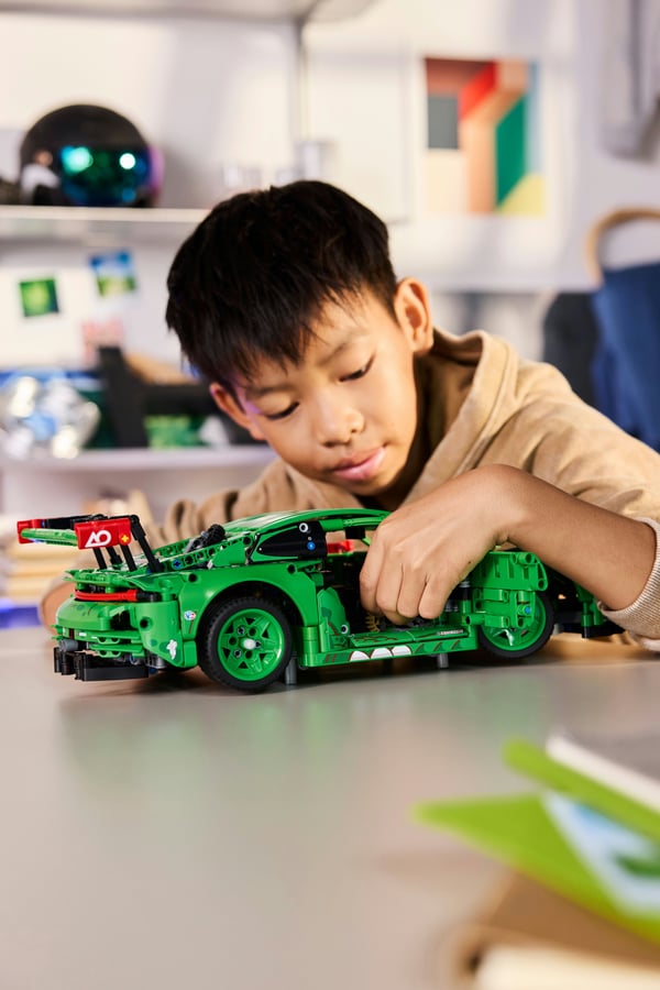 LEGO Technic 42224 Porsche 911 GT3 R REXY AO Racing-bil