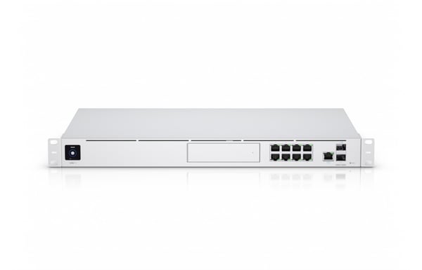 Ubiquiti UniFi Dream Machine Pro -switch och brandvägg
