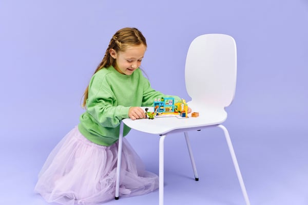 LEGO Friends 42680 Heartlake Citys närbutik