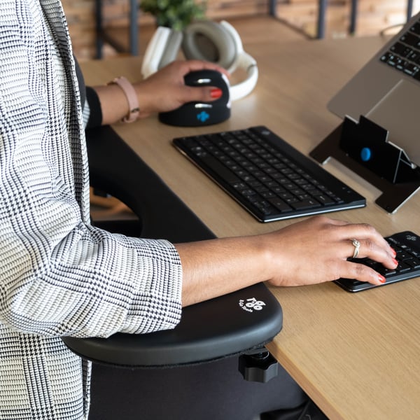 R-Go ergonomisk albue støtte, symmetrisk, sort
