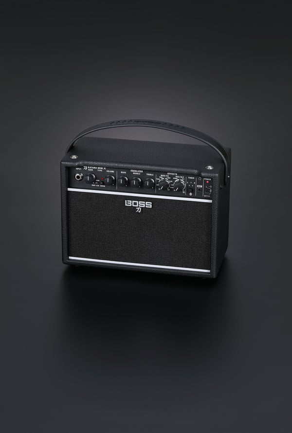 Boss Katana Mini X -combo för elgitarr, 10 watt