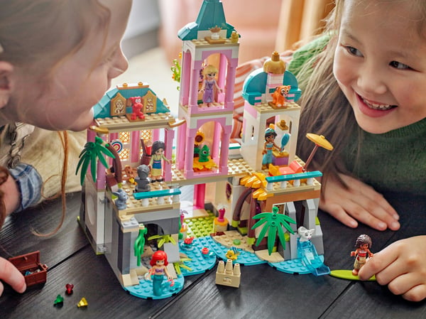 LEGO Disney Prinsessslott och kungliga husdjur 43267