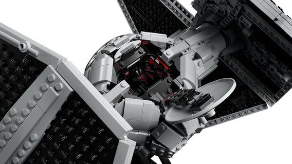 LEGO Star Wars™ TIE Interceptor™ Byggset 75382