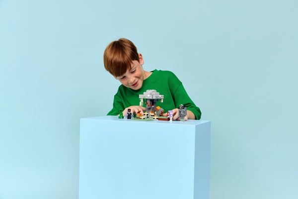 LEGO Minecraft 21586 Bleka trädgården