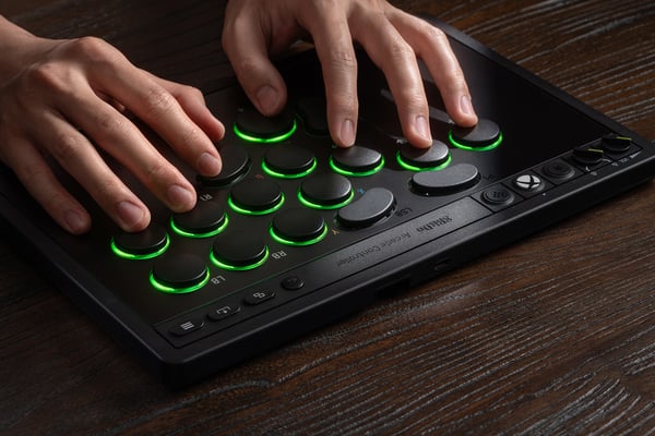 8BitDo Arcade Controller Xbox/PC Svart spelkontroll