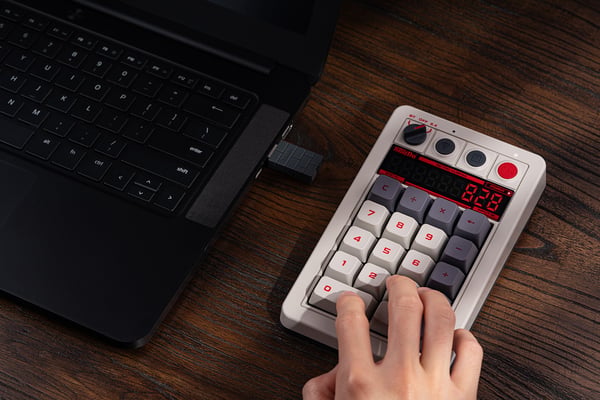 8BitDo Retro Mekanisk NumPad – N Edition, Windows / Android