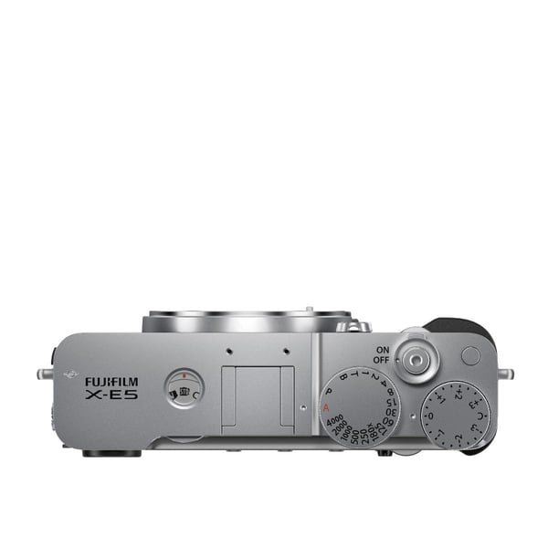 Fujifilm X-E5 systemkamera + XF23 mm F2.8 objektiv, silver