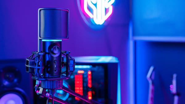 Streamplify MIC ARM RGB -mikrofonbeslag