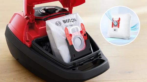 Bosch Serie 8 ProAnimal BGB8PET3A dammsugare, röd