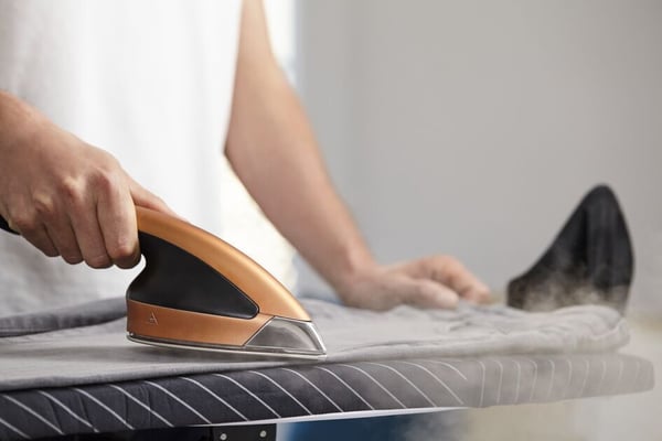 Tefal IXEO Power All-in-One -strykjärn/textilångare, svart