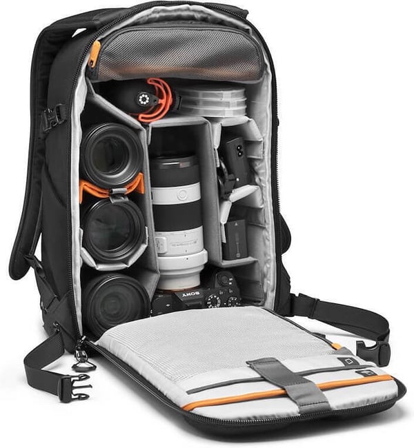 Lowepro Flipside BP 300 AW III kameraryggsäck, svart