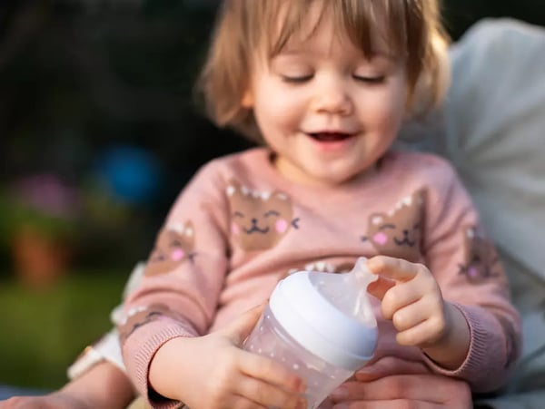 Philips Avent SCY964/02 Natural Response -flaskhållare, flow 4, 3 mån+, 2 st