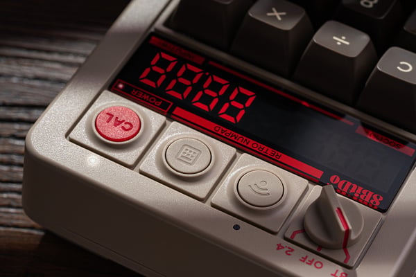 8BitDo Retro Mekaniskt Numpad – C64 Edition, Windows / Android