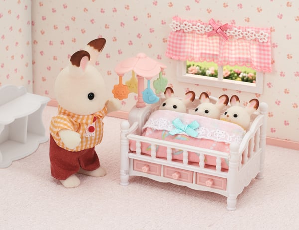 Sylvanian Families - Babyseng med mobil