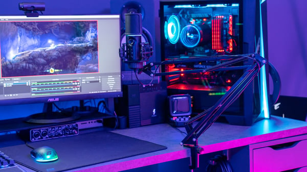 Streamplify MIC ARM RGB -mikrofonbeslag