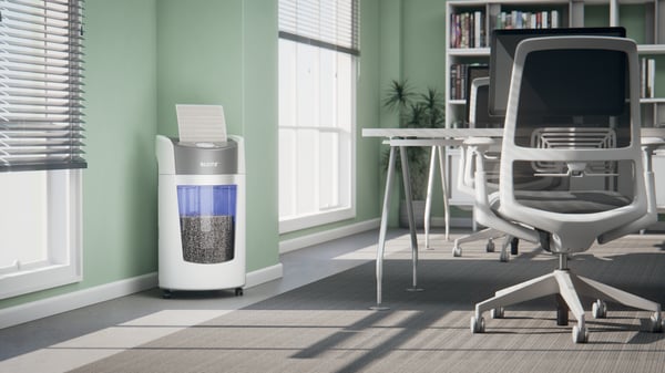 Leitz IQ OptiMax -papirkutter, P5, hvid