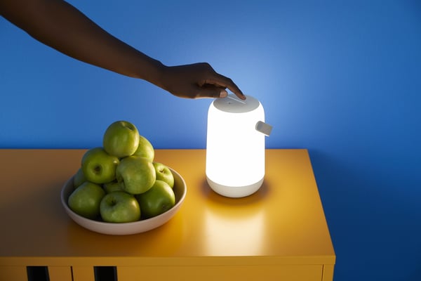 WiZ Mobil Bærbar -opladningsbar smart bordlampe, hvid, WiFi
