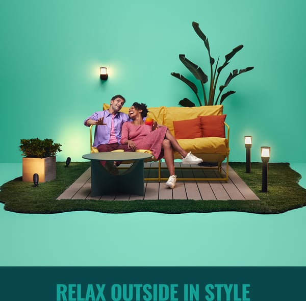 WiZ Elpas 12 V pelarelljus, svart, RGBW, Wi-Fi, startpaket
