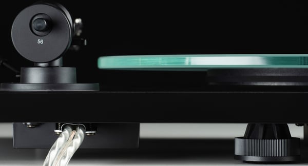 Pro-Ject T1 EVO skivspelare, mattvit