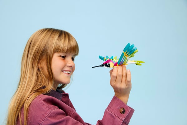 LEGO Creator 31384 Vilda djur: Färgglad kolibri 3-i-1