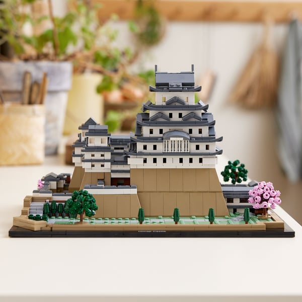 LEGO Architecture 21060 - Himejin slott