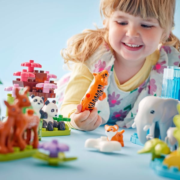 LEGO DUPLO Stad 10446 – 3-i-1 djurfamiljer