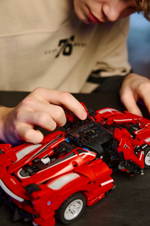 LEGO Technic 42212 - Ferrari FXX K