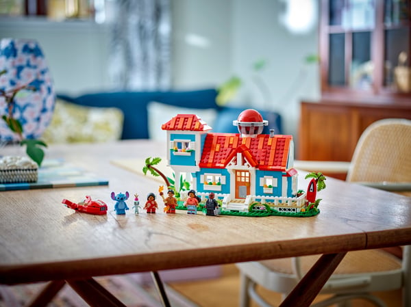 LEGO Disney Classic 43268 – Lilo och Stitchs strandhus